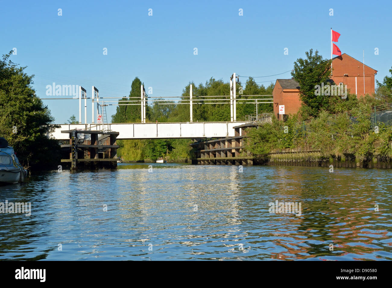 Trowse Hängebrücke über den Fluss Wensum in Norwich, Norfolk, Großbritannien. Stockfoto