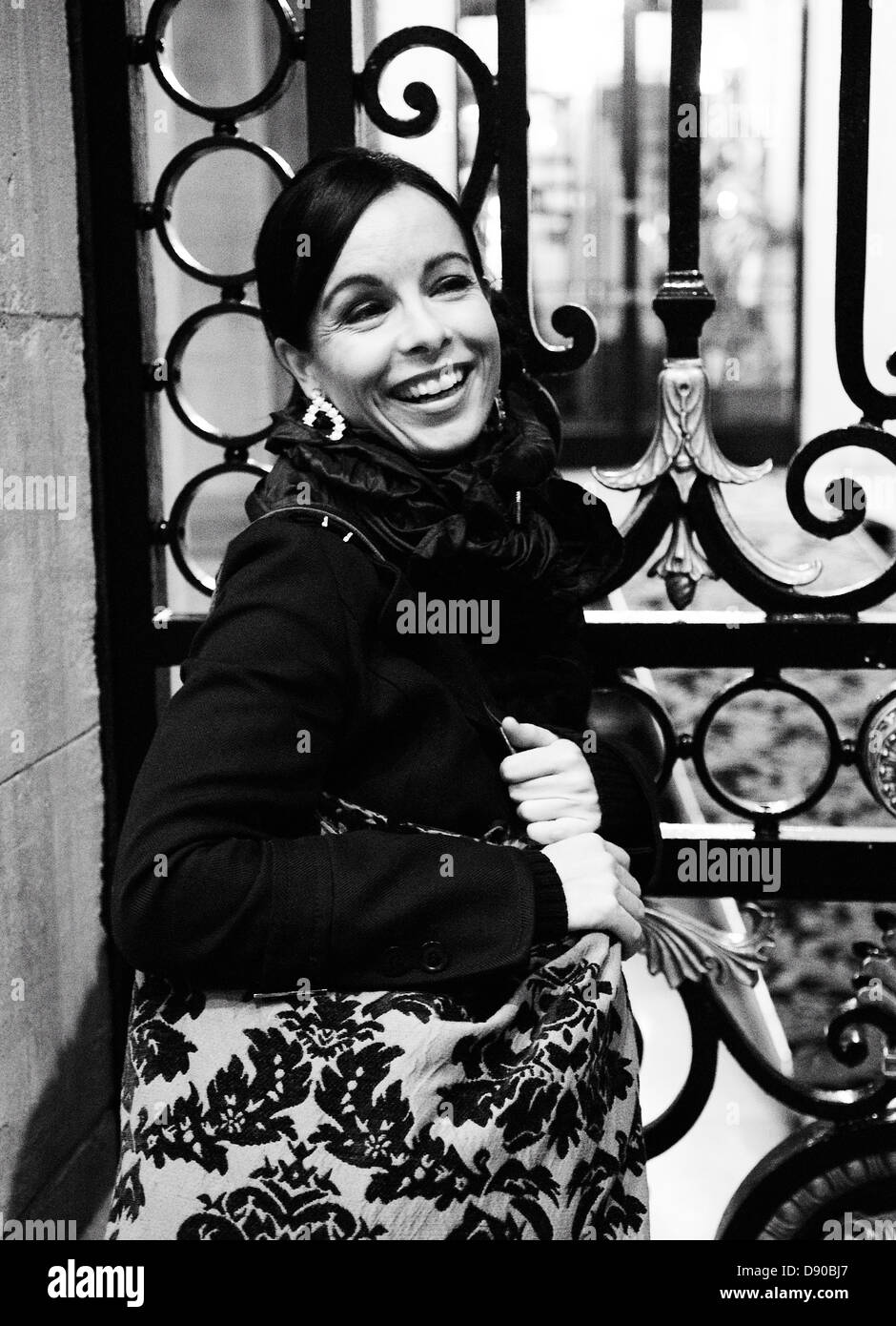 Porträt einer lachenden Frau. Stockfoto