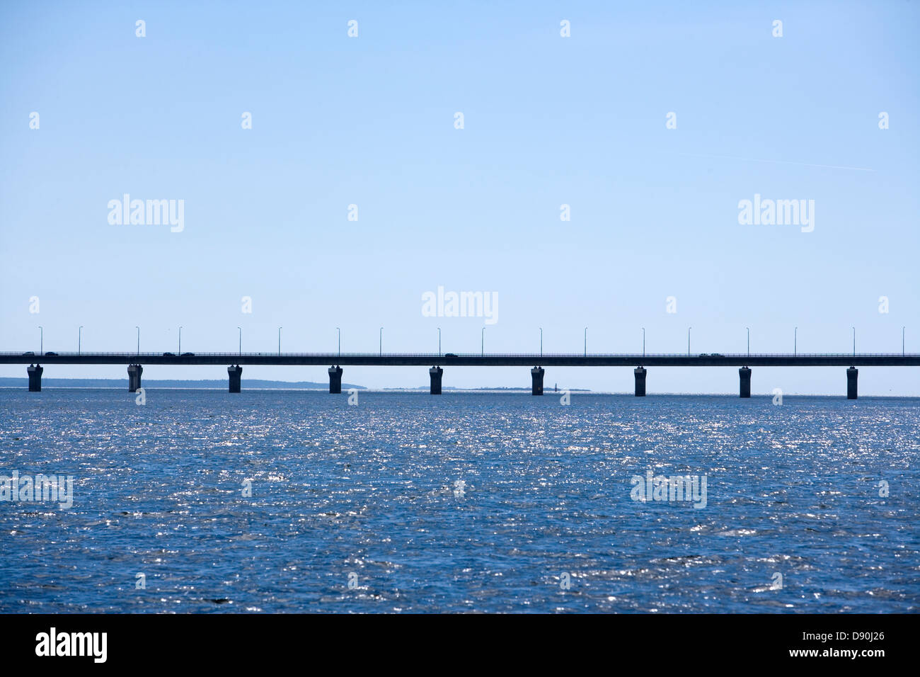 Olandsbron, die Brücke zwischen Kalmar und Öland, Schweden. Stockfoto