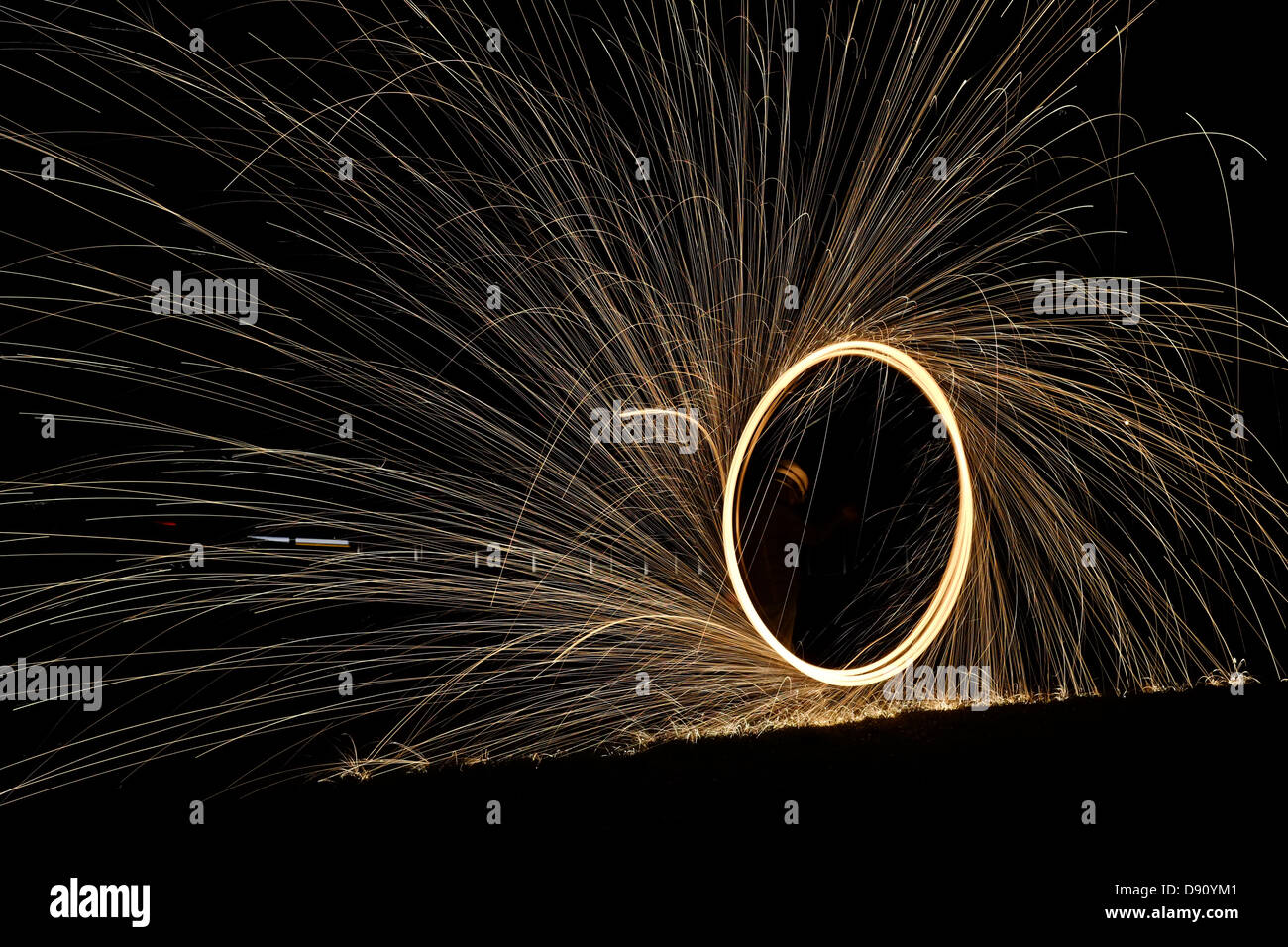 Runde Runde Wunderkerze mit Spuren des Lichts Stockfoto