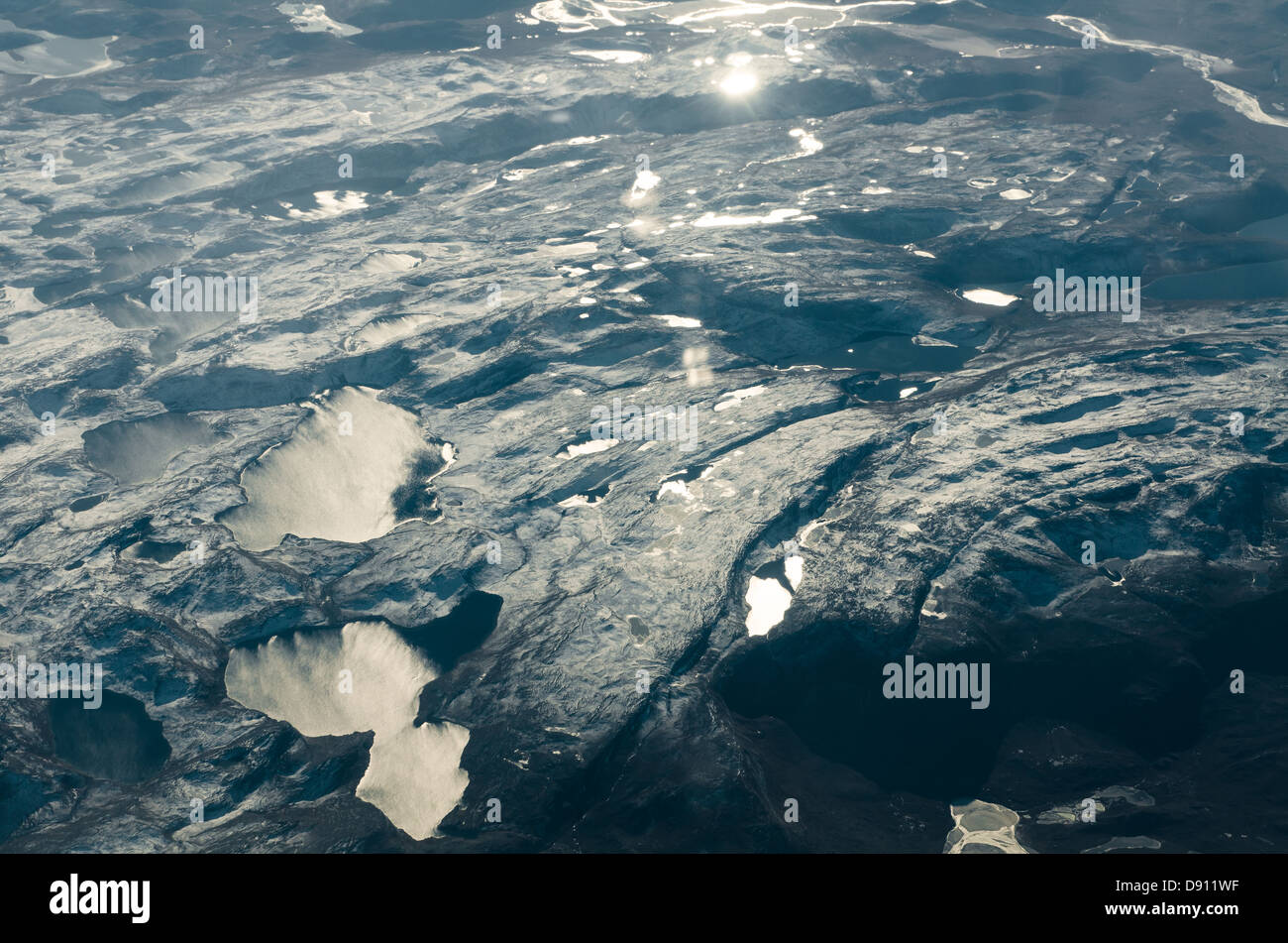 Luftaufnahme der Seen in der arktischen Eiskappe Stockfoto