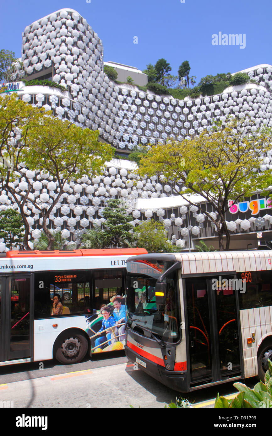 Singapur, Bugis+ Plus, Victoria Street, Bus, Bus, Besucher reisen Reise Reise touristischer Tourismus Wahrzeichen, Urlaub internationale Kultur Kultur Kultur, Gruppe Stockfoto