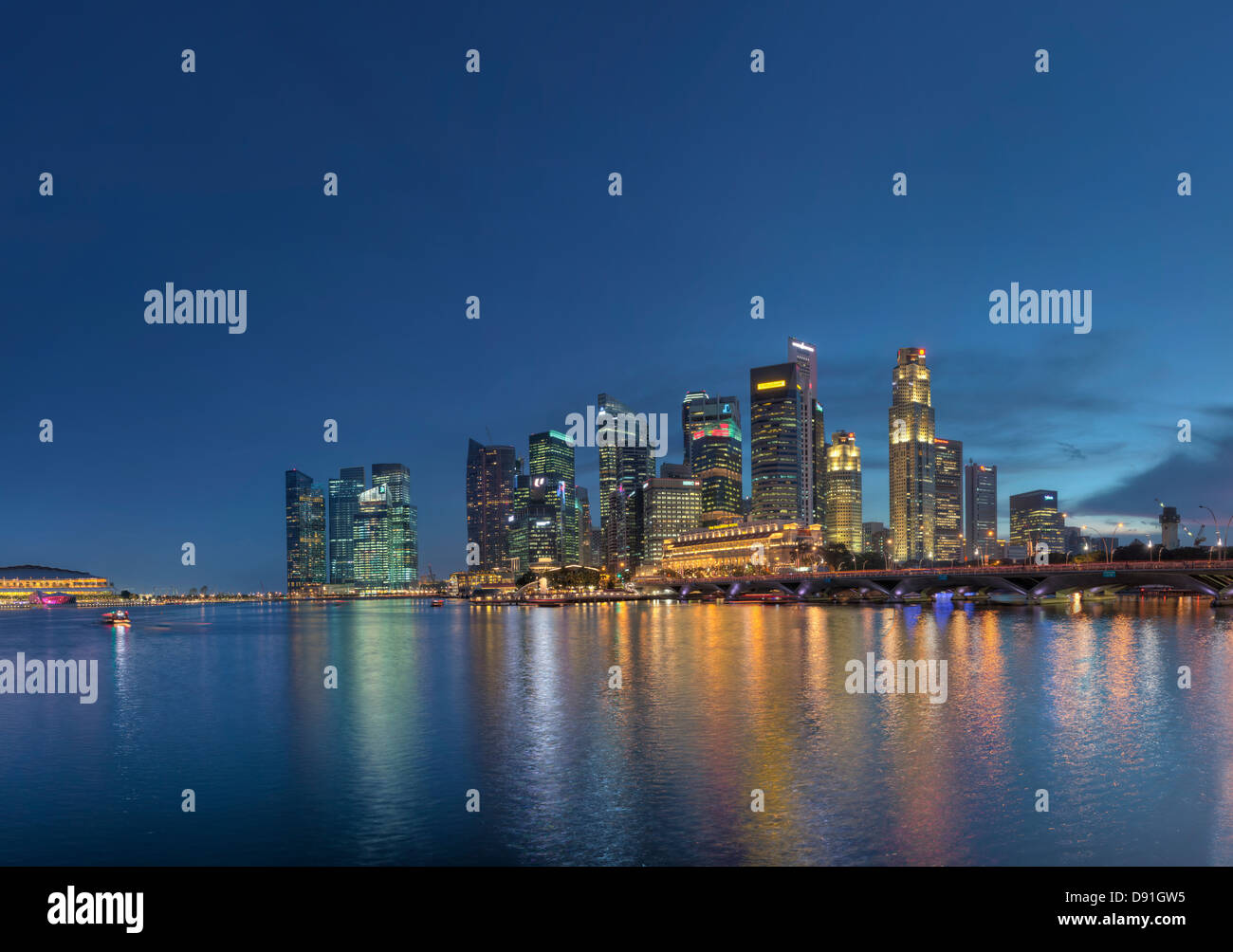 Singapur, Marina und Skyline der Stadt Stockfoto