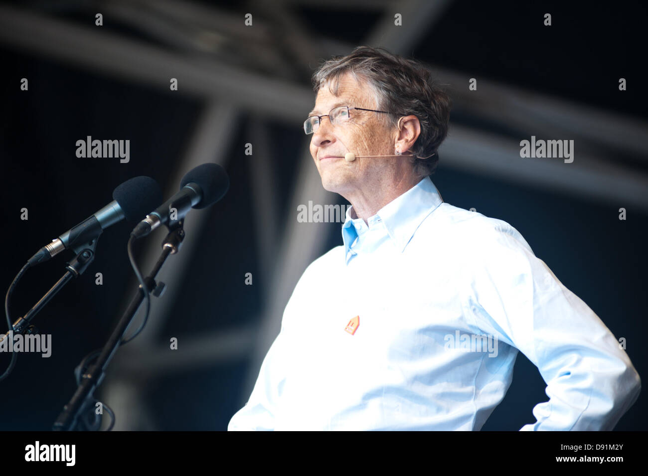 London, UK – 8. Juni 2013: Bill Gates spricht dem Publikum während der IF-Rallye im Hyde Park, hagelt Durchbruch im Kampf gegen Mangelernährung. Bildnachweis: Piero Cruciatti/Alamy Live-Nachrichten Stockfoto