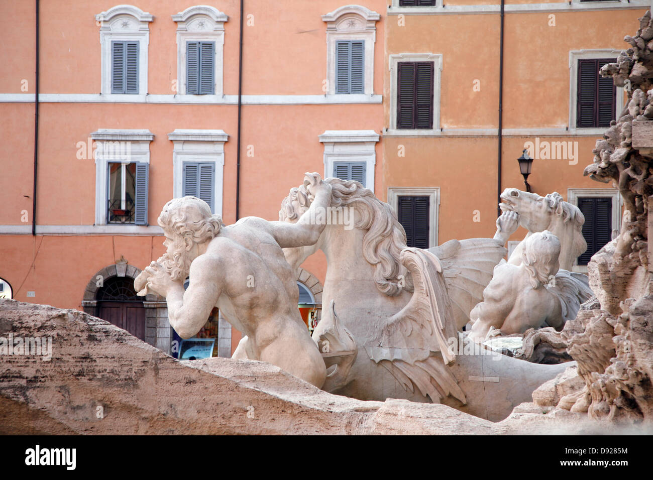 Trevi-Brunnen in Rom, zwischen 1732 und 1762 erbaut. Stockfoto