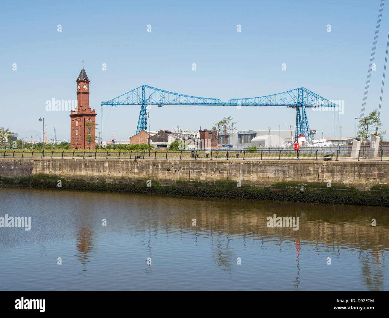 Middlesbrough Dock Clocktower c.1903 und Schwebefähre Stockfoto