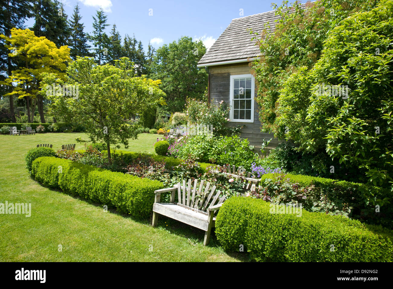 Cottage garten im englischen stil Fotos und Bildmaterial in hoher