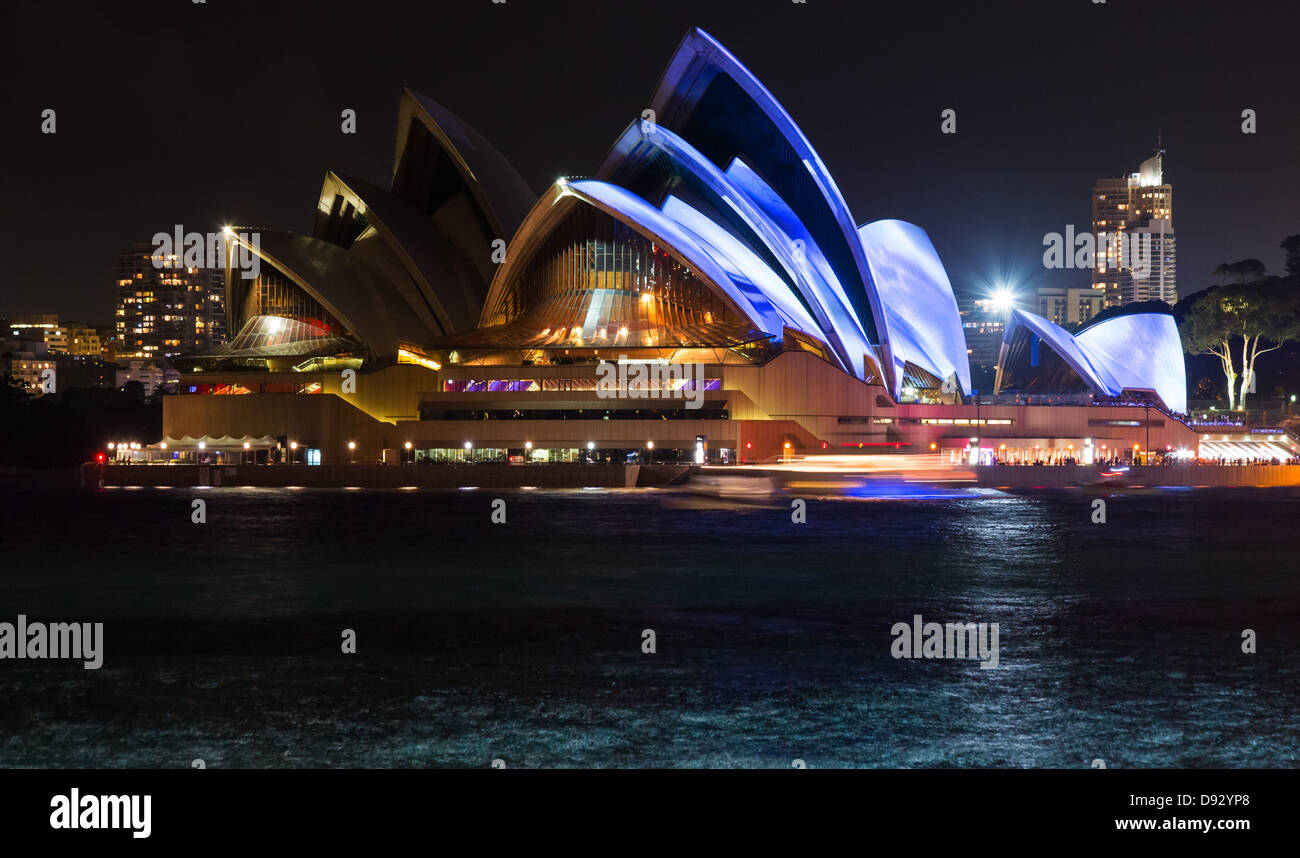 Spezielle Lichteffekte am Sydney Opera House während des jährlichen Vivid Sydney Light Festival, Australien Stockfoto