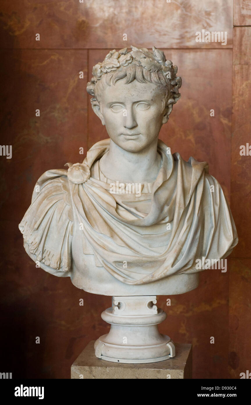 Kaiser Auguste, Büste im ersten Jahrhundert nach JC Marmor; Paris-Louvre-Museum Stockfoto