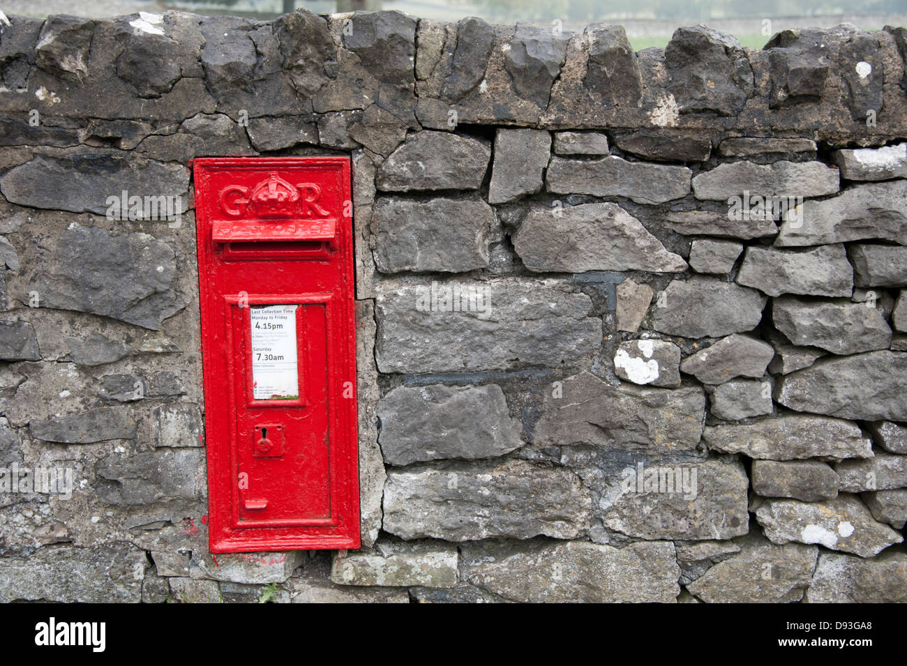 GR Royal Mail Briefpost Box rot Old UK England Stockfoto