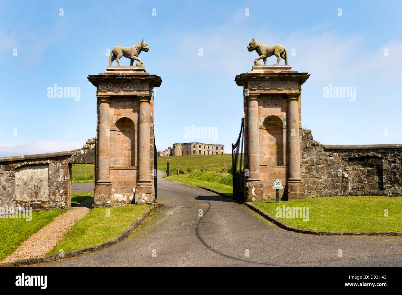 Lion es Gate, Abfahrt Herrschaft, Castlerock, Coleraine, Co Londonderry, Nordirland, Vereinigtes Königreich. Stockfoto