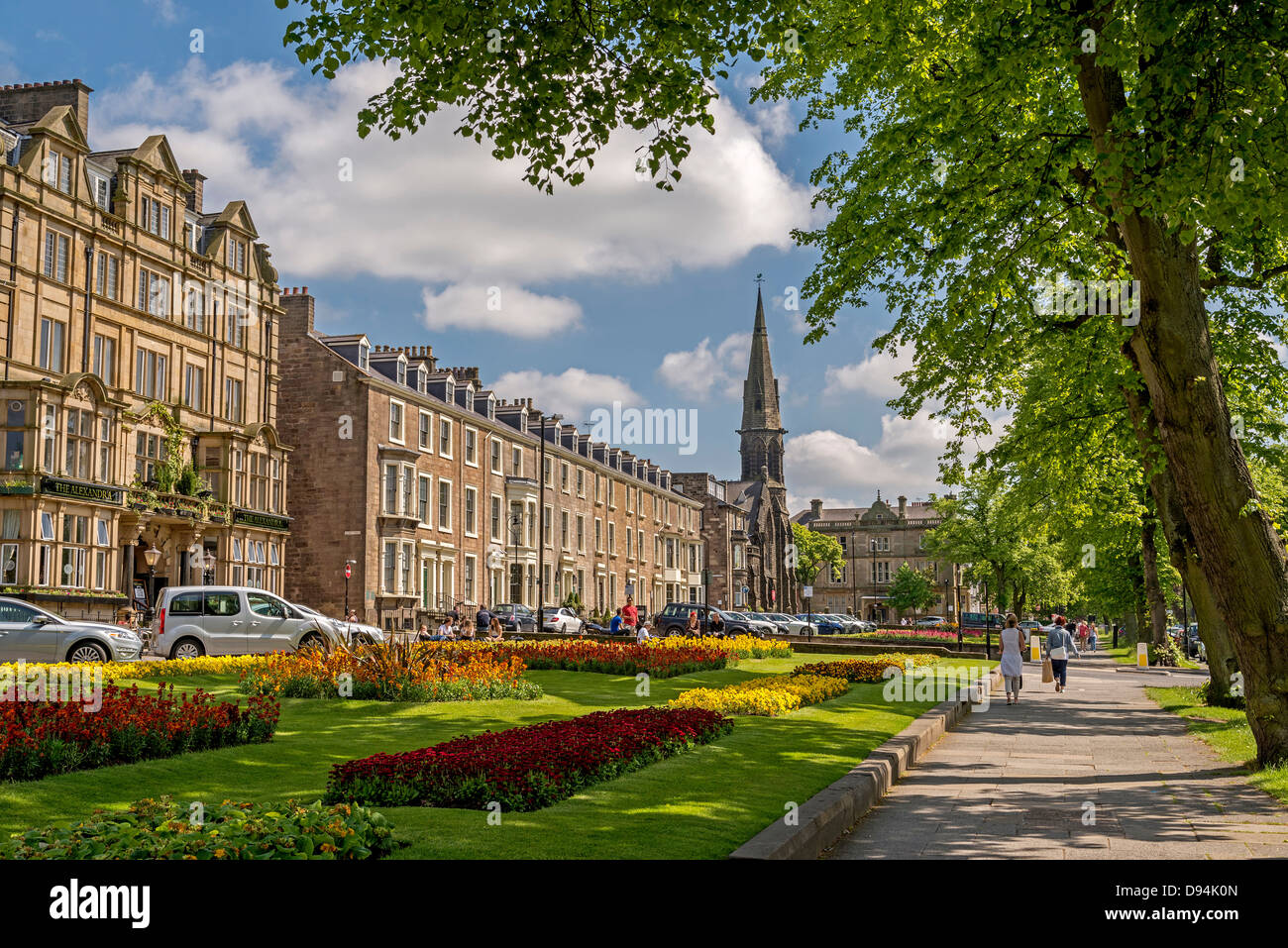 Harrogate in North Yorkshire früher das West Riding of Yorkshire. Die Gärten im Zentrum von Harrogate. Stockfoto