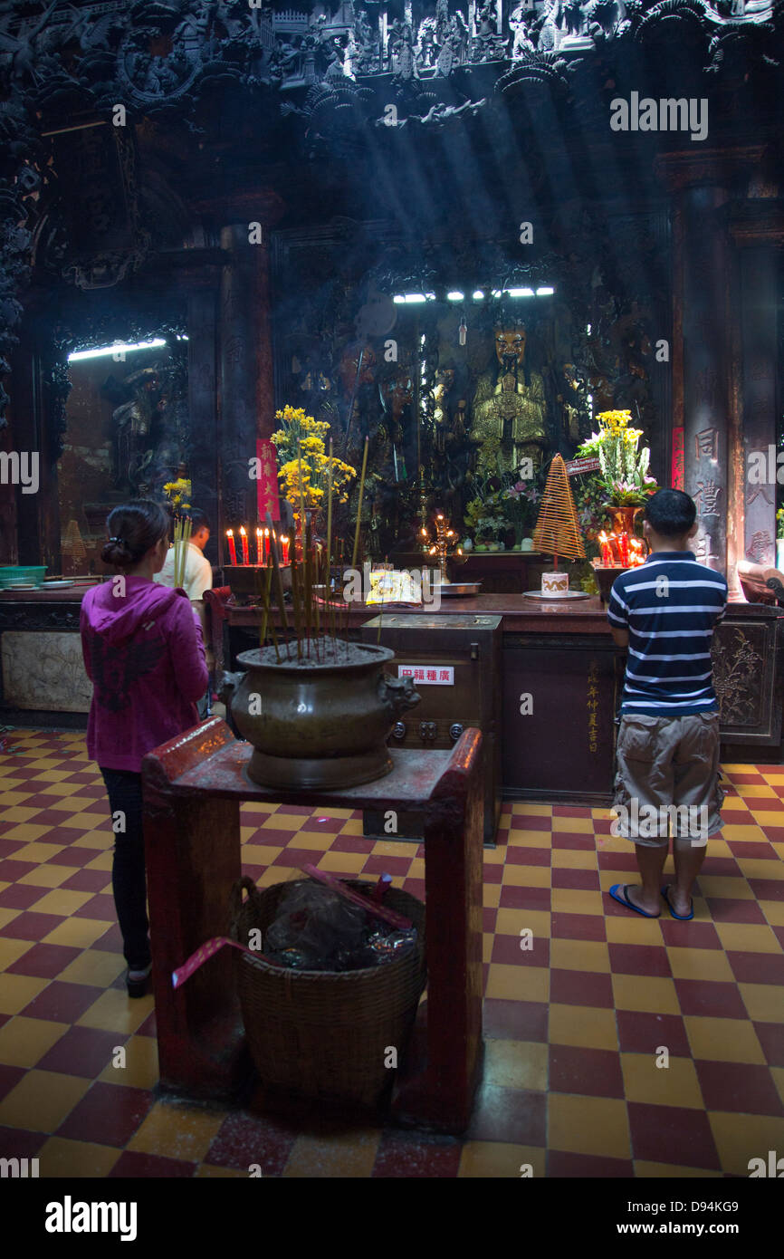 Jade Kaiser Pagode wurde von der chinesischen Gemeinschaft in Saigon gebaut... Es ist auch bekannt als der "Glück-Meer-Tempel". Stockfoto