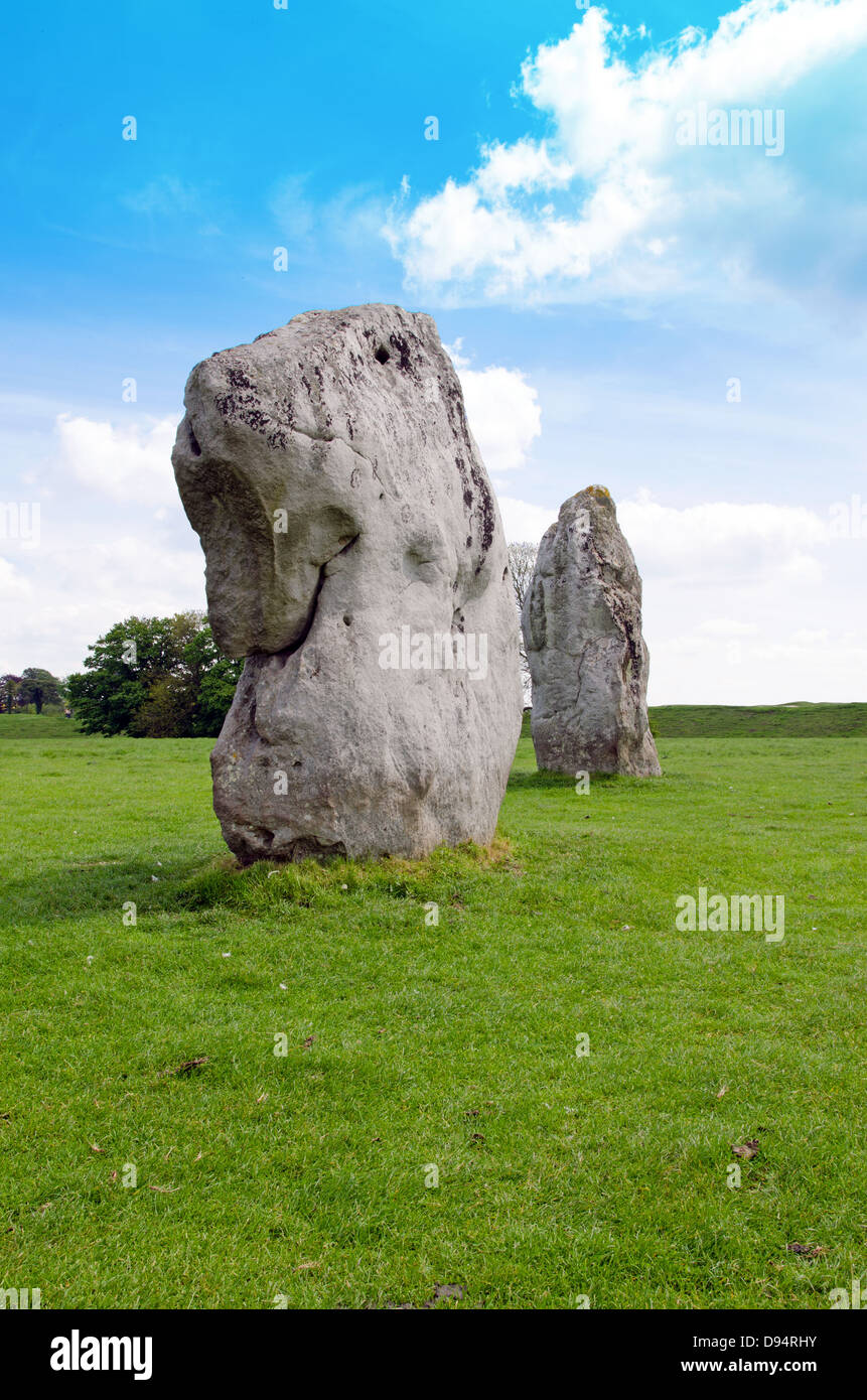 Stehenden Steinen in Avebury, Europas größten prähistorischen Steinkreis Stockfoto