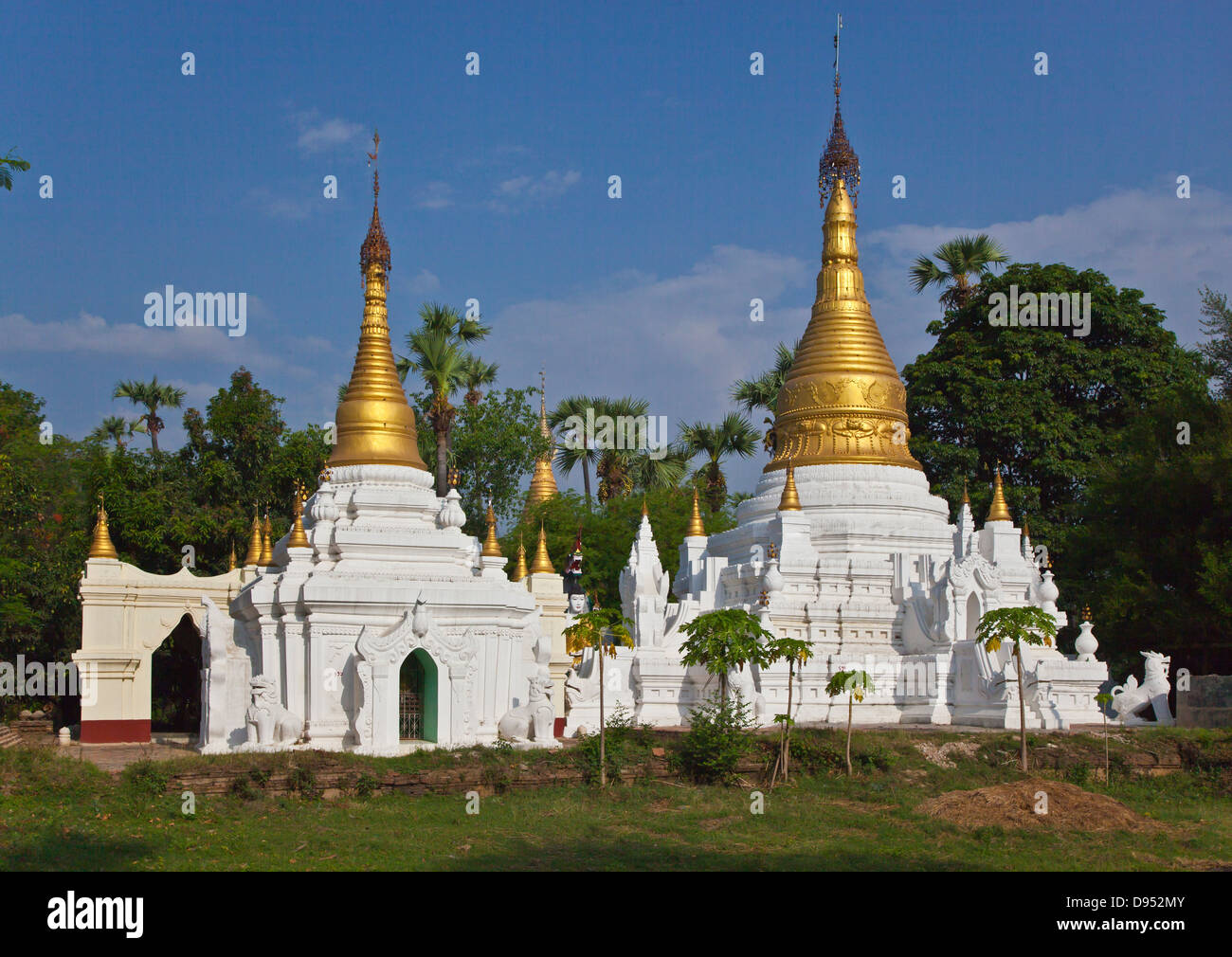 BUDDHISTISCHE SCHREINE in historischen INWA diente als die Birmanen Königreiche Hauptstadt seit 400 Jahren - MYANMAR Stockfoto