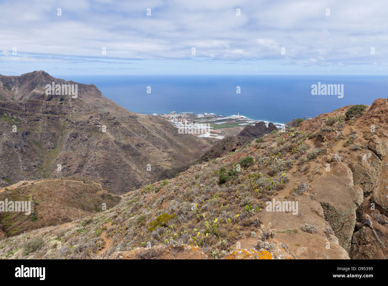 Blick auf Punta Hidalgo von Chinamada im Anaga, Teneriffa, Kanarische Inseln, Spanien Stockfoto