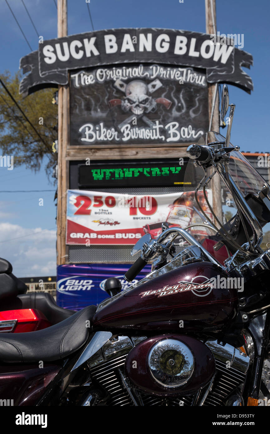 Suck Bang Blow Biker-Bar Schild an die Mickey Spillane Waterfront Highway, Pawley Island, SC, USA Stockfoto