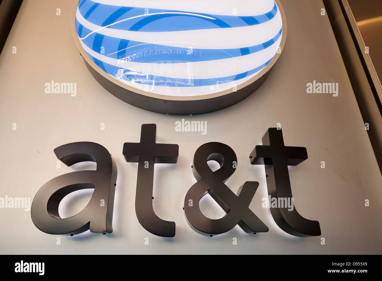 AT&T-Logo und Zeichen - USA Stockfoto