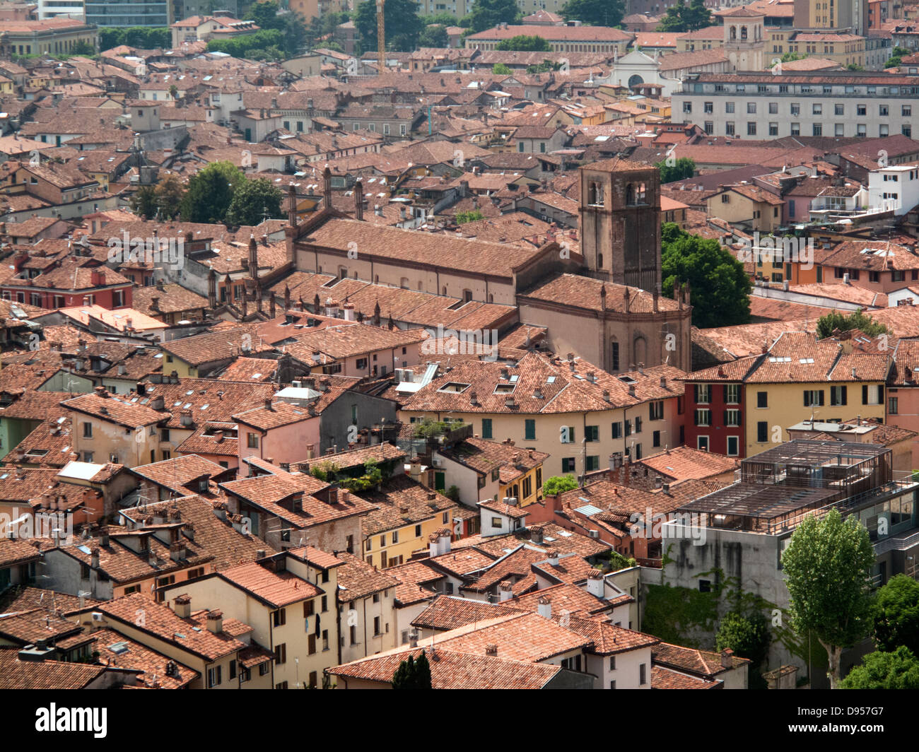Dächer von Brescia aus Burgmauern Stockfoto