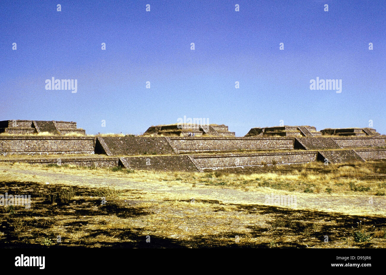 Präkolumbischen Mexiko: Teotihuacan: Zitadelle, Treppen, an der Grenze Nordwand in Richtung Nordosten. Stockfoto