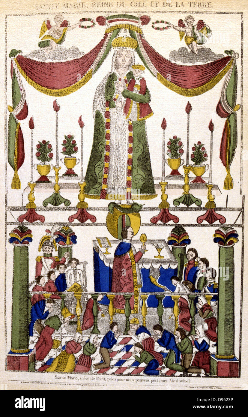 Jungfrau Maria als Königin des Himmels (oben); Priester, der eine Messe zelebriert Messe (Eucharistie. Gemeinschaft) am Boden. Französisch 19 farbige Holzschnitt. Stockfoto
