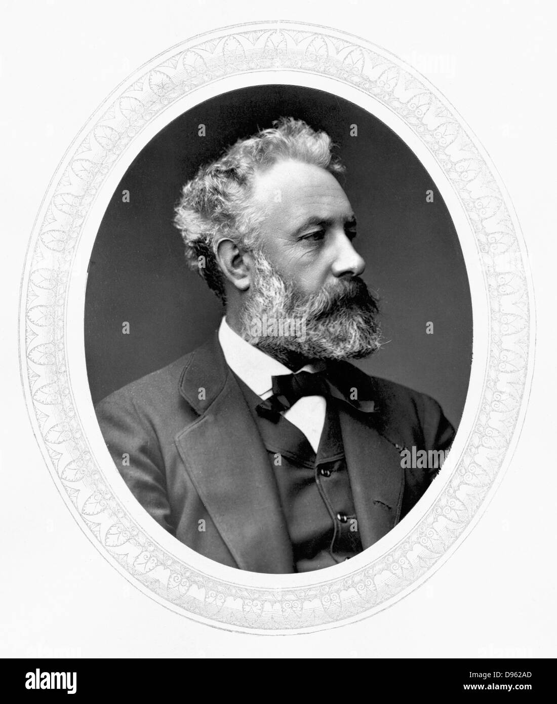 Jules Verne (1828-1905) französischer Abenteuer- und Science-Fiction-Schriftsteller. Foto veröffentlicht London c1880.  Woodburytype. Stockfoto