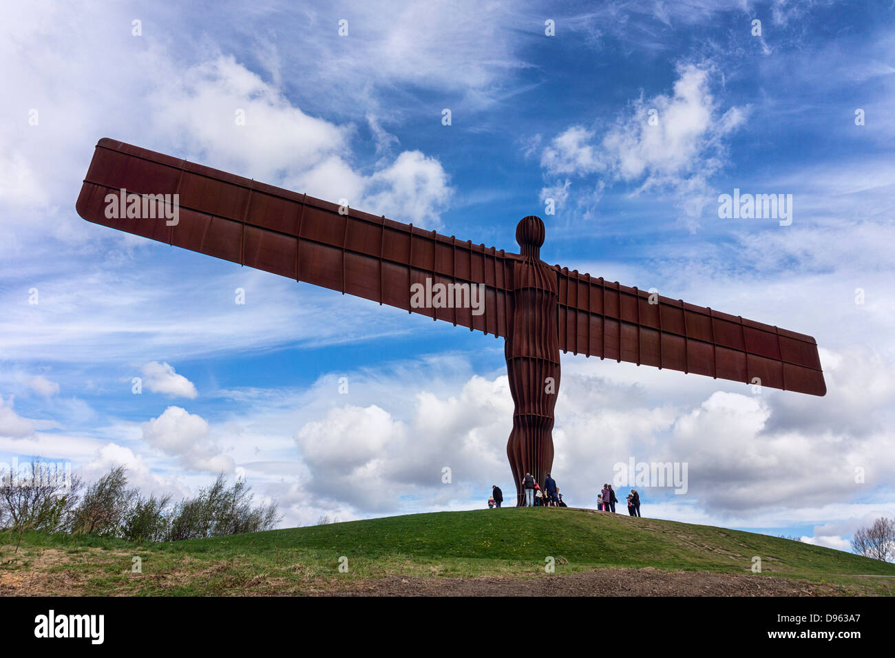 Engel des Nordens. von Antony Gormley 20 Meter hohen Ikonischen arbeiten in Gateshead, Tyne und Wear, England, in der Nähe der A 1. Stockfoto