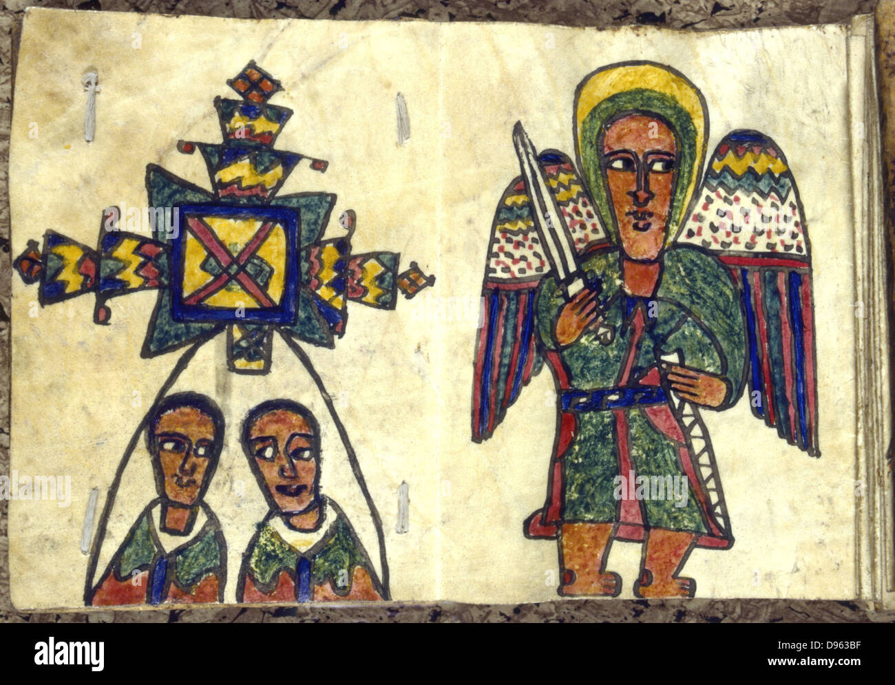 19. Jahrhundert äthiopischen Handschrift zeigt Engel mit einem Schwert (rechts) und zwei männlichen Figuren (Priester?). Stockfoto 19. Jahrhundert äthiopischen Handschrift zeigt Engel mit einem Schwert (rechts) und zwei männlichen Figuren (Priester?). Stockfoto