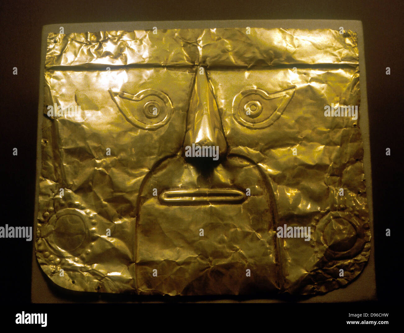 Chimu Maske (Gold) Peru 1100-1500 n. Chr. Stockfoto