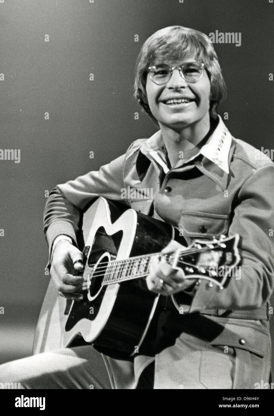 JOHN DENVER (1943-1997)-Promo-Foto von US-Sängerin über 1985 Stockfoto