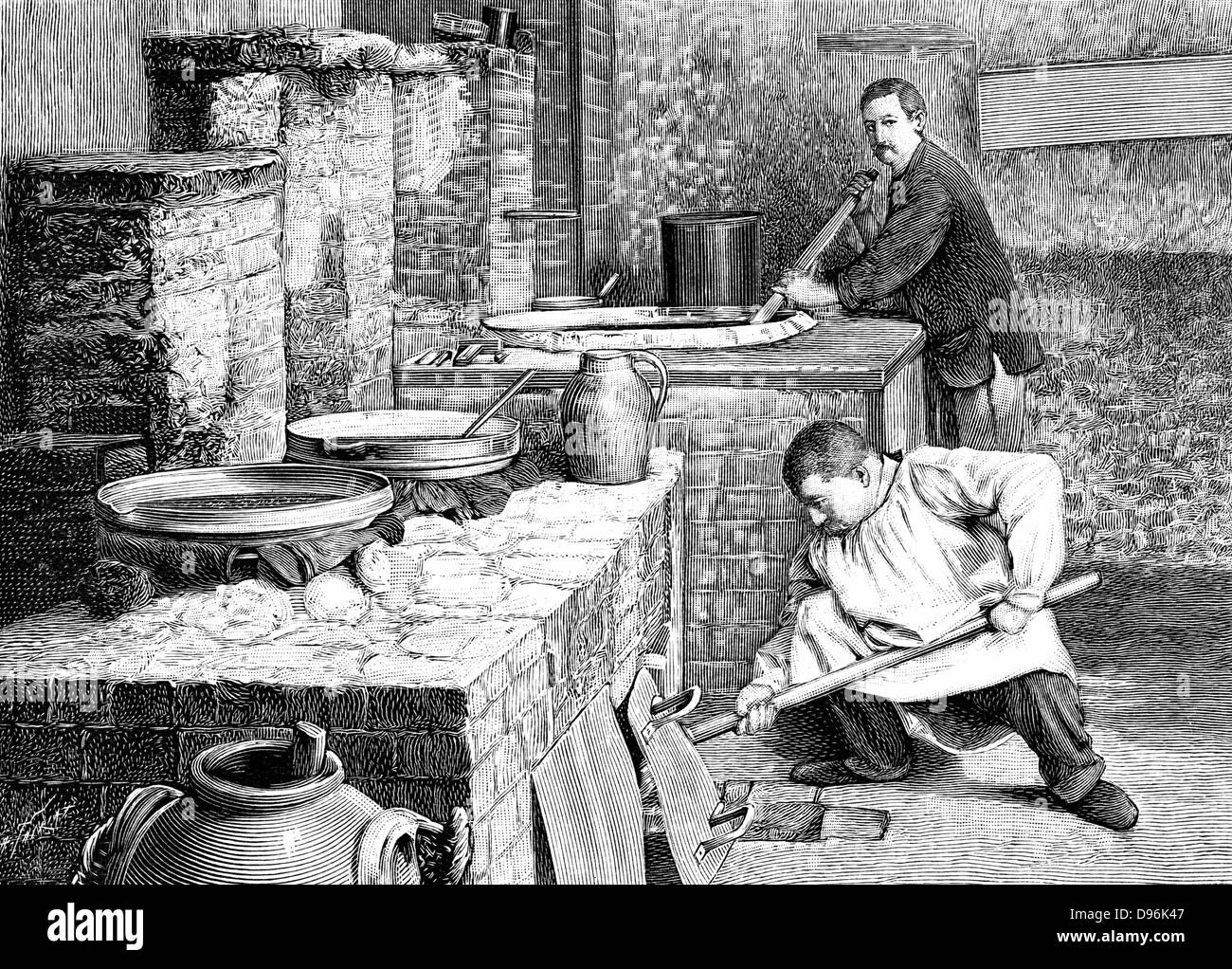 Eine Etappe bei der Abtrennung von Radium aus Pechblende mit Natriumcarbonat. Curiess Labor, Paris 1900. Gravur Stockfoto