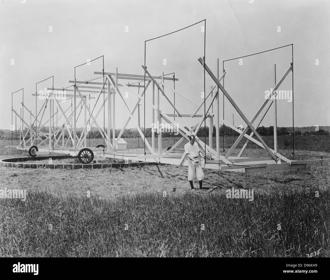 Karl Guthe Jansky (1905-50) Amerikanische, Holmdel, New Jersey, mit seinem Richtfunk Antenne system, der Vorläufer der heutigen Radio Teleskope. Stockfoto