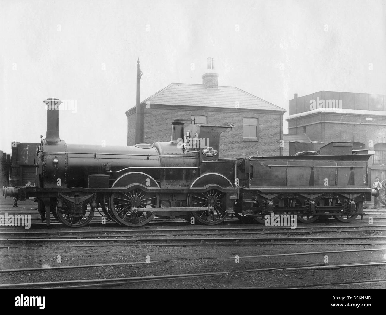 London & South Western Railway (L&SWR) Lokomotive Nr. 148, 'Colne' mit seiner Ausschreibung. Dieses 2-4-0 Dampflok wurde als die Somerset und Dorset Bahn Nr. 12 von G England & Co. in London im Jahre 1863 erbaut und im Jahre 1877 die L&SWR verkauft. Foto. Stockfoto