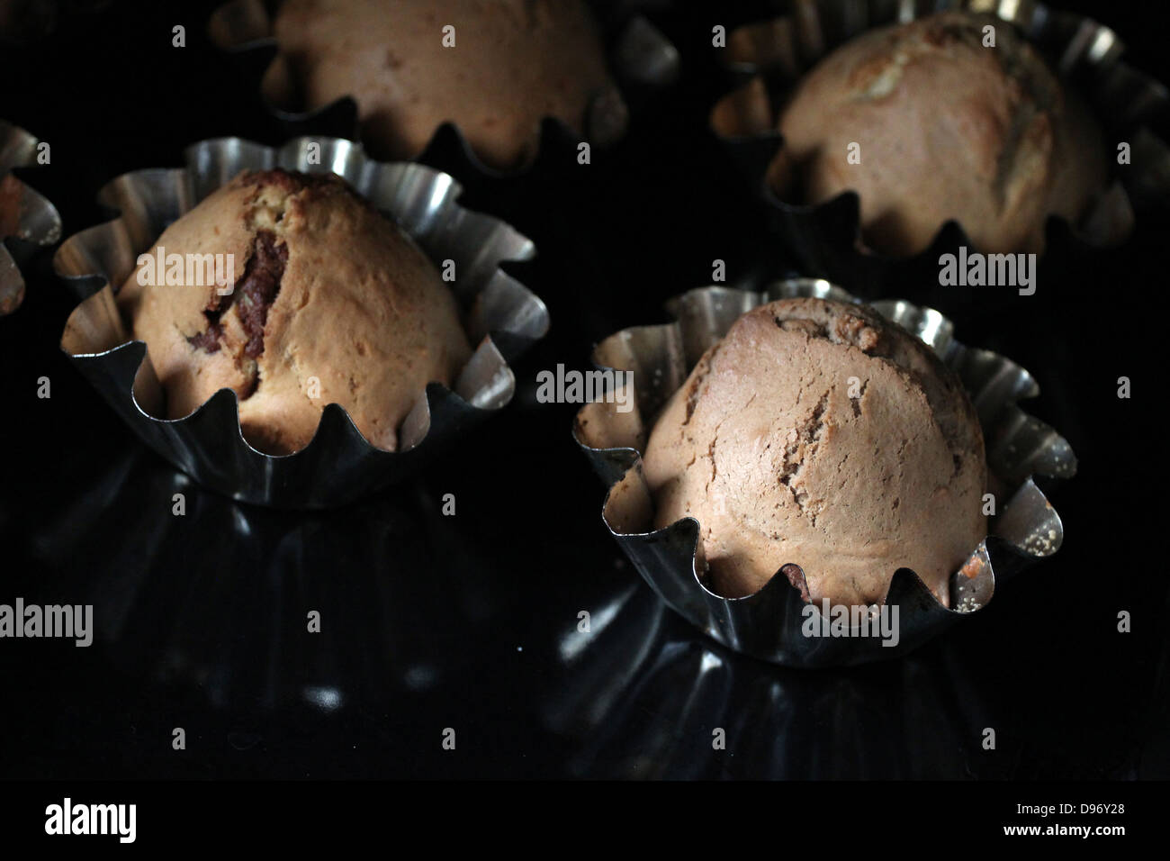 Hausgemachte Kuchen in Dosen Stockfoto