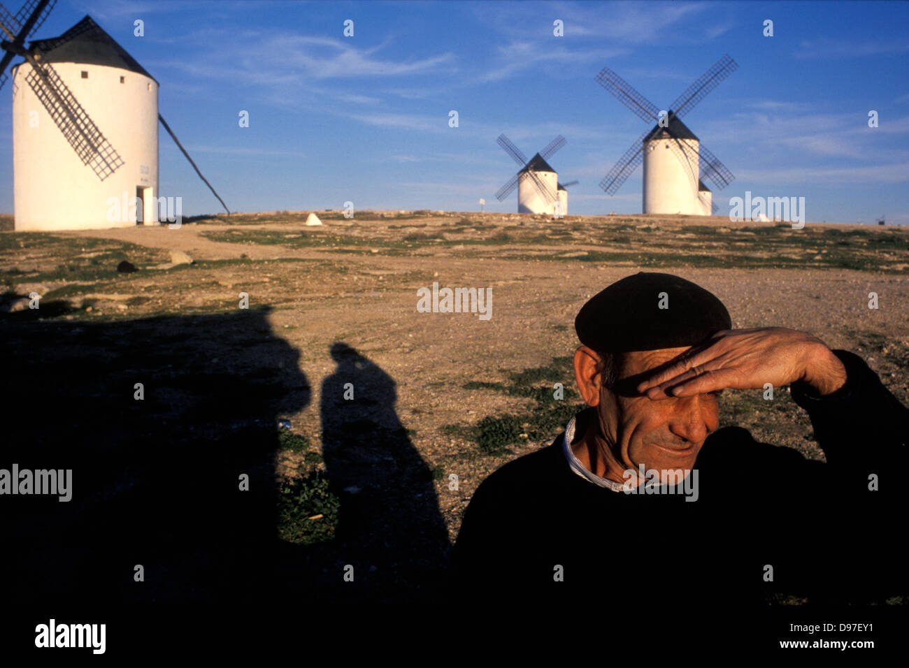 Windmühlen auf La Paz Hügel, Route des Don Quijote. Stockfoto