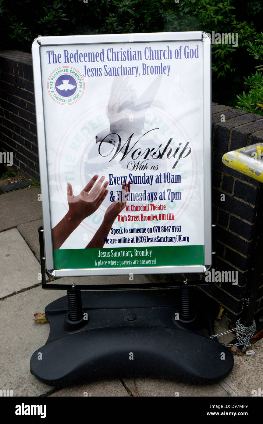 Ein Zeichen für die eingelöst Christian Church of God in Südlondon. Stockfoto