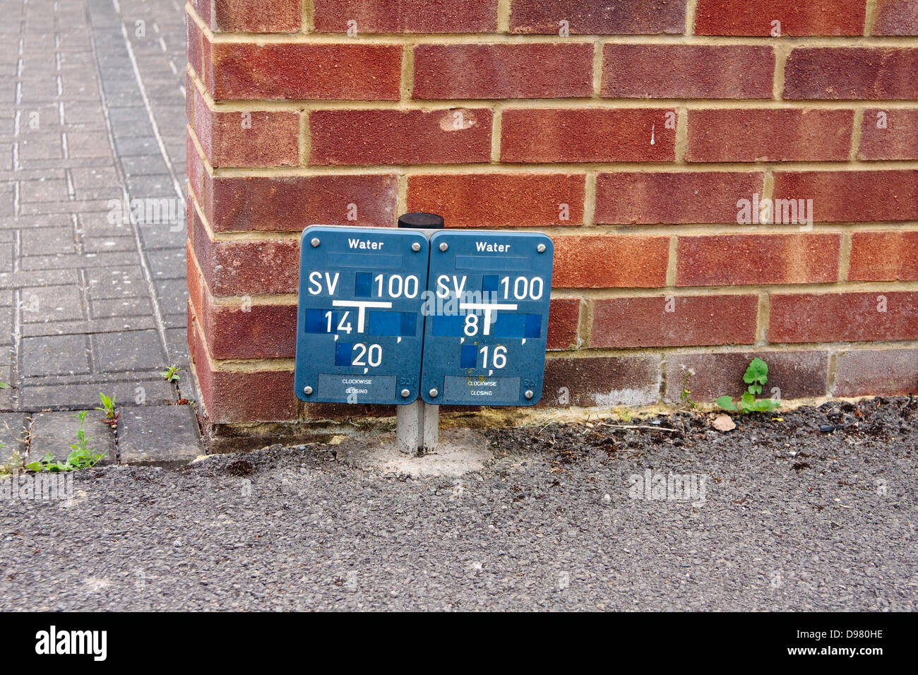 Britische Wasserzeichen Hydrant Ventil Stockfoto