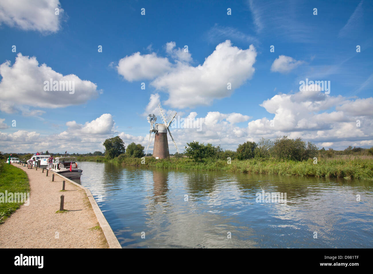 Turf Moor Entwässerung Mühle am Fluss Ant im Naturreservat wie Hill Stockfoto