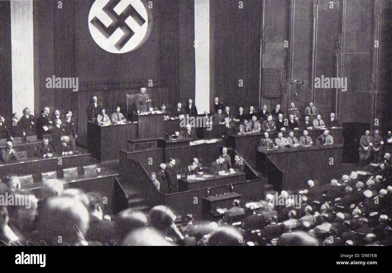 Reichstag-Debatte, die die Ratifizierung des Gesetzes 1933 ermöglicht in Deutschland voraus Stockfoto