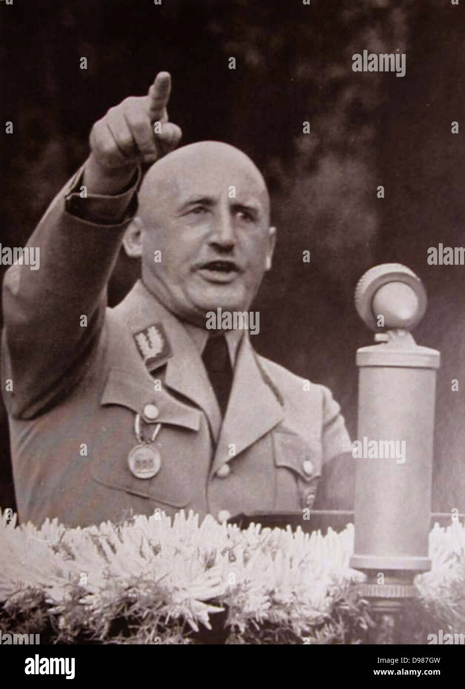 Julius Streicher (1885-1946) prominente Nazis vor dem Zweiten Weltkrieg. Gründer und Herausgeber der Zeitung "Der Stürmer", die eine Zentrale wurde Bestandteil der NS-Propaganda. Im Nürnberger Kriegsverbrecherprozess 1946, Streicher wurde wegen Verbrechen gegen die Menschlichkeit schuldig gesprochen und zum Tode verurteilt. Stockfoto