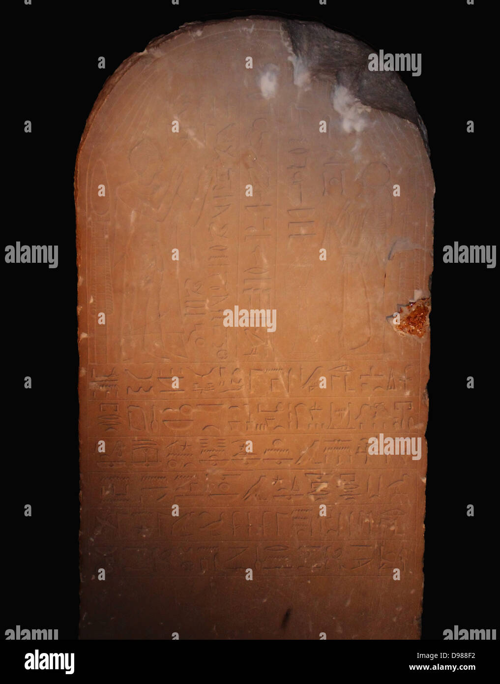 Stele von Prinzessin Paabtameri. 25. ägyptischen Dynastie der Prinzessin ist in flehen Gott Ra-Harakte auf einen ägyptischen Stele zu Teh dargestellt. Prinzessin Paabtameri war Mitglied der nubischen Königshaus der 25. ägyptischen Dynastie. Die Twenty-Fifth Dynastie in Ägypten, auch als der nubischen Dynastie oder Kushite Reich bekannt, war eine Linie der Herrscher mit Ursprung im Königreich von Kusch. Sie ward König an alle oder einen Teil des alten Ägypten von 760 v. Chr. bis 656 v. Chr.. Stockfoto