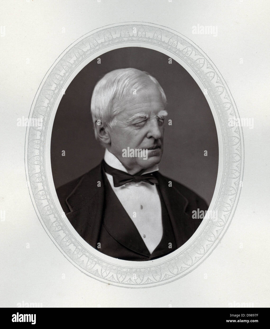 Robert Lowe, Lst Viscount Sherbrooke (1811 – 1892), britischer Staatsmann. Im Jahre 1868 ernannte Kanzler des Finanzministeriums von Gladstone. Als Viscount Sherbrooke erhoben 1880 zum Adelsstand. Ein Albino sein Augenlicht war immer schwach. Von "Männer der Marke" von Thompson Cooper, London, 1878. Woodburytype. Stockfoto