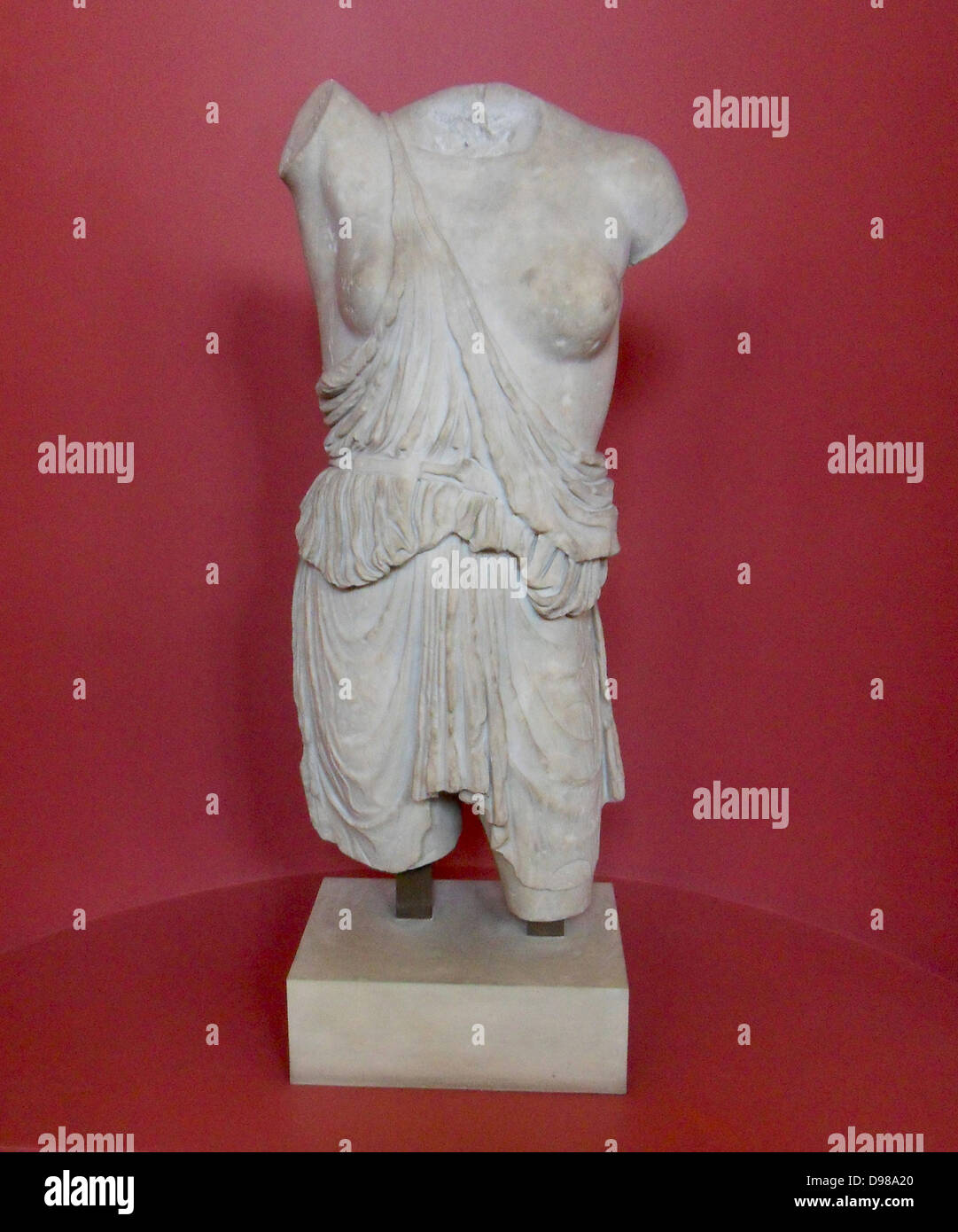 Torso eines Amazon. Fünf bronzene Statuen der besiegten Amazonen hatte von  bekannten griechischen Künstlern für das Heiligtum der Artemis und Ephesus.  Der Legende nach die Amazonen nach Ephesus, die sie auf ihrem