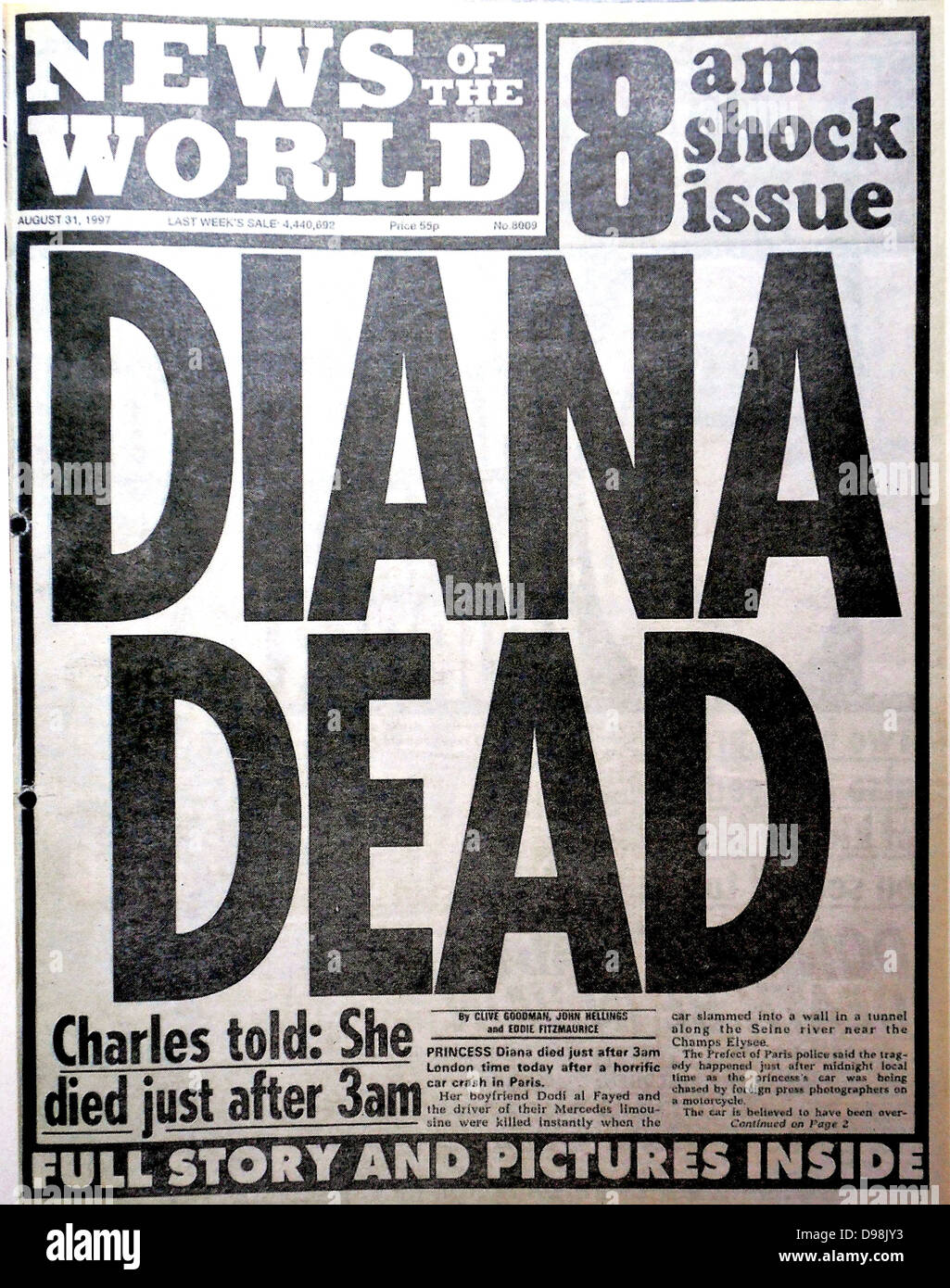 Die "Nachrichten der Welt' Zeitung 10. Juli 2011. Die letzte Ausgabe der Zeitung trägt einen erneuten Drucken der Ausgabe Kennzeichnung der Tod von Prinzessin Diana (ehemalige Ehefrau des britischen Prinzen Charles), im August 19997 Stockfoto