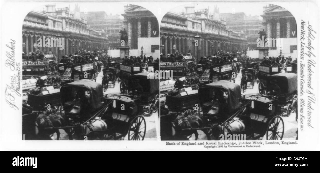 Bank von England und der Royal Exchange, Jubilee Woche in London, England. Pferd gezogenen Fahrzeugen füllen die Straßen im Laufe der Feier des Jubeljahres. stereograph c 1897. Stockfoto