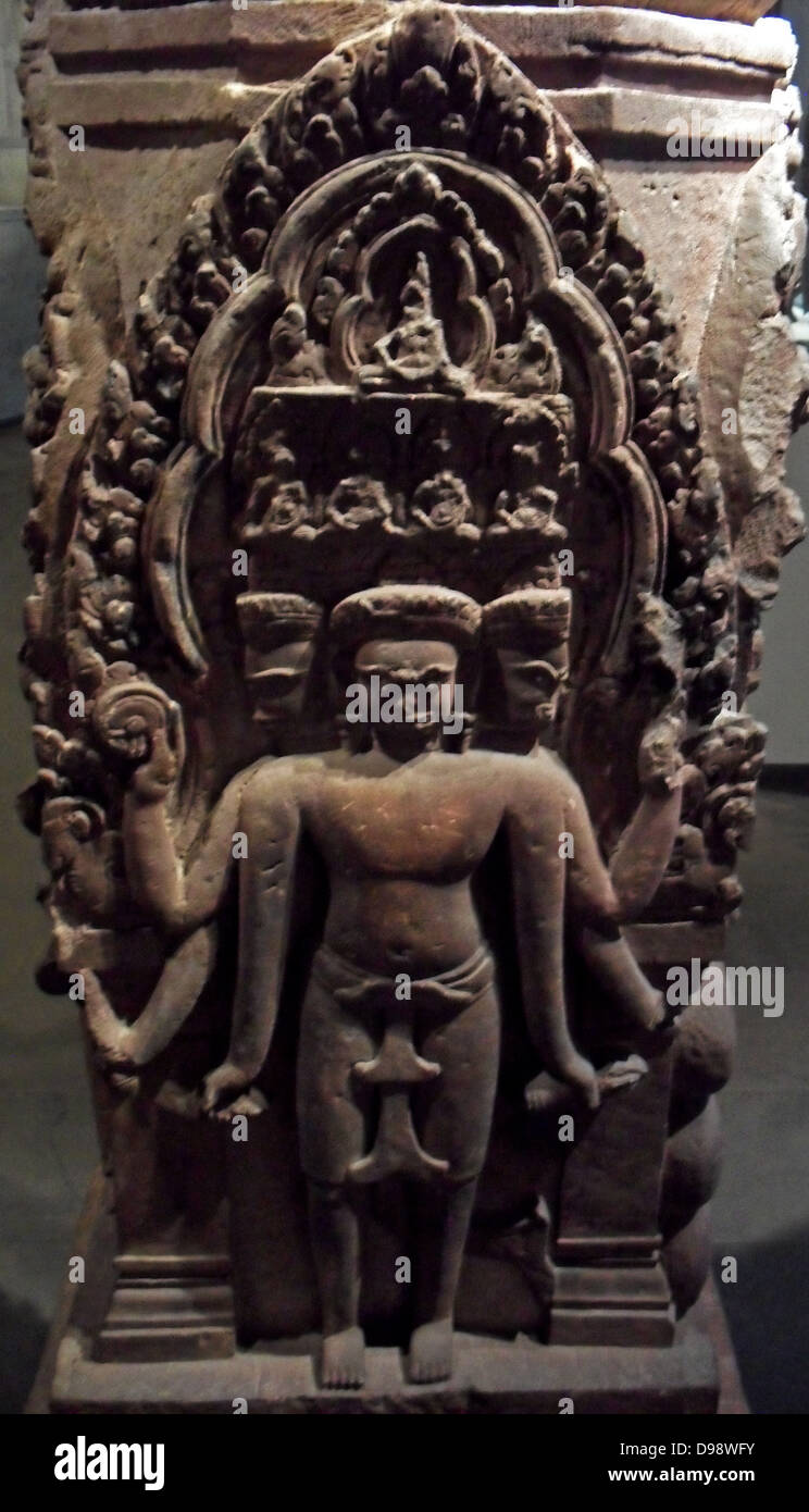 Buddhistische Stele. Im letzten Viertel des 10. Jahrhunderts - frühe 11. Jahrhundert. Khleang Stil (Ende 10./Anfang 11. Jahrhundert). Sandstein Skulptur von Kbal Sre Yeay Yin in Kambodscha Stockfoto