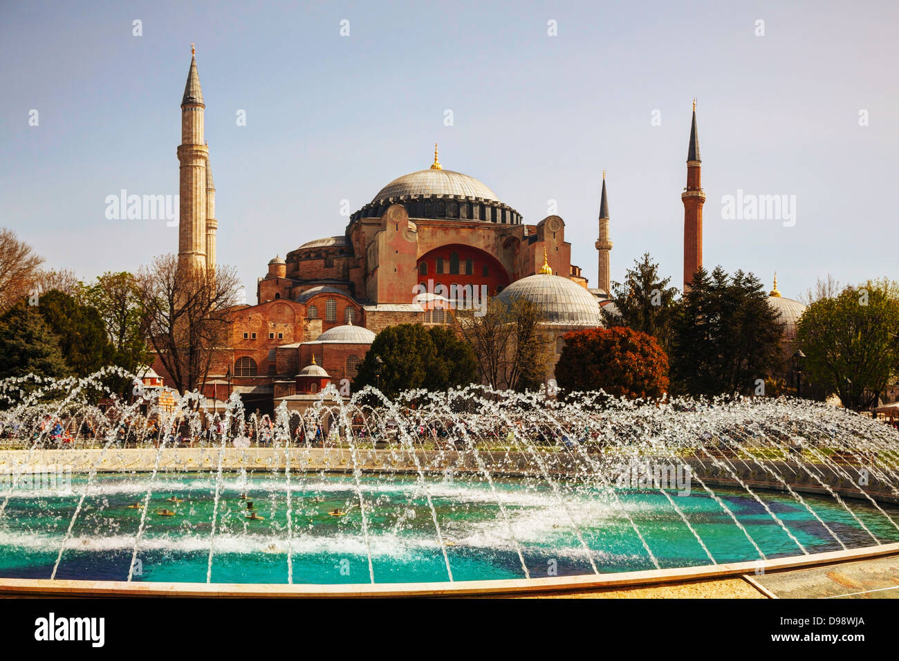 Hagia Sophia in Istanbul, Türkei an einem sonnigen Tag Stockfoto