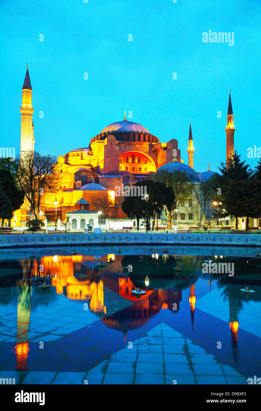 Hagia Sophia in Istanbul, Türkei in den frühen Morgenstunden Stockfoto