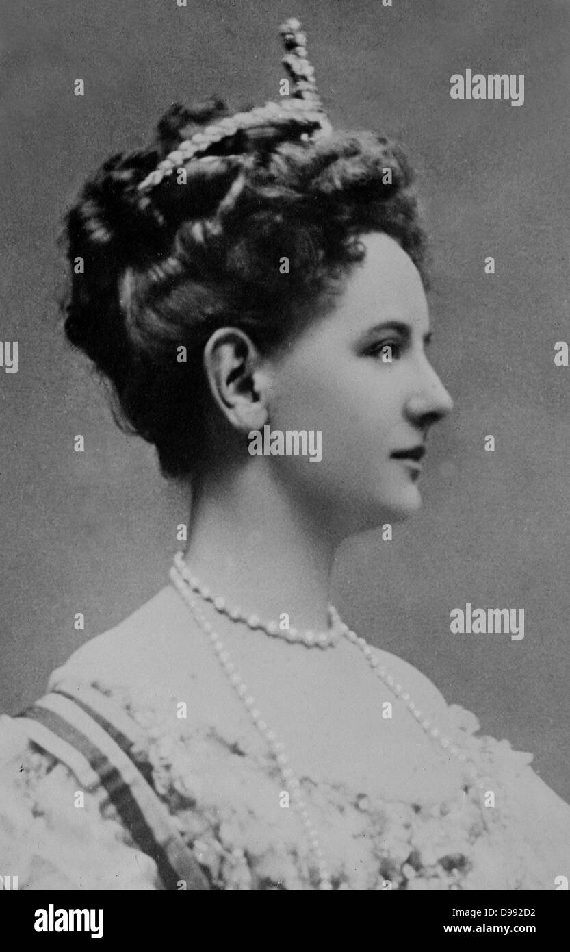 Wilhelmina (Wilhelmina Helena Pauline Maria: 1880-1962) Queen Regnant des Königreichs der Niederlande von 1890-1948. Kopf und Schultern fotografische Porträt einer jungen Königin Wilhelmina. Royalty Niederländisch Stockfoto