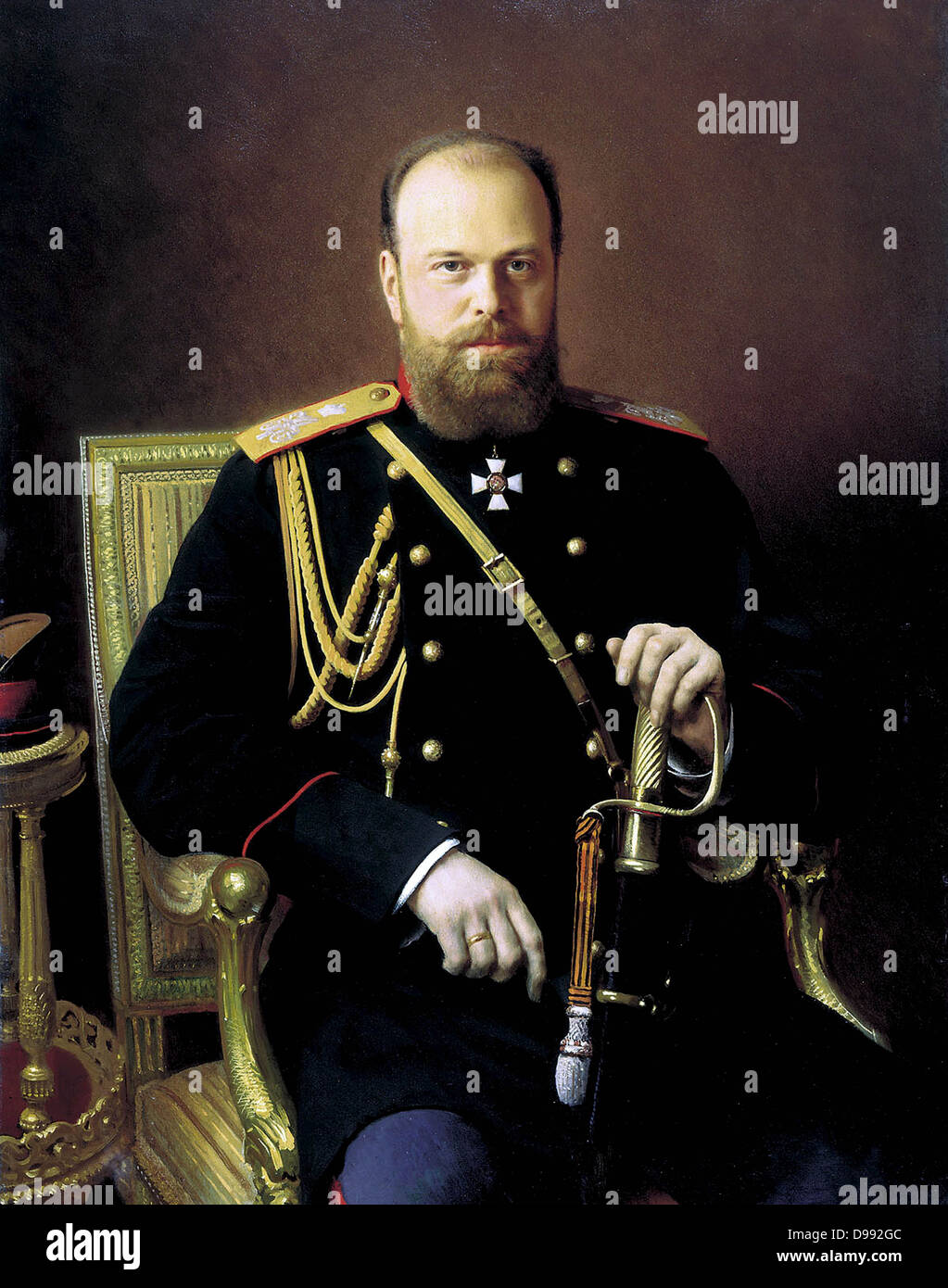 Alexander III. (1845-1894), Zar von Russland von 1881. Portrait c 1886 von Iwan Kramskoi (1837-1887), russischer Maler. Drei Viertel Bild von Alexander in Uniform, die Hand auf Schwert, Sitz freuen. Stockfoto